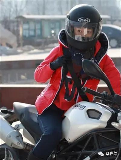 摩托家／聊聊我曾經(jīng)的最愛，08款杜卡迪ducati 696