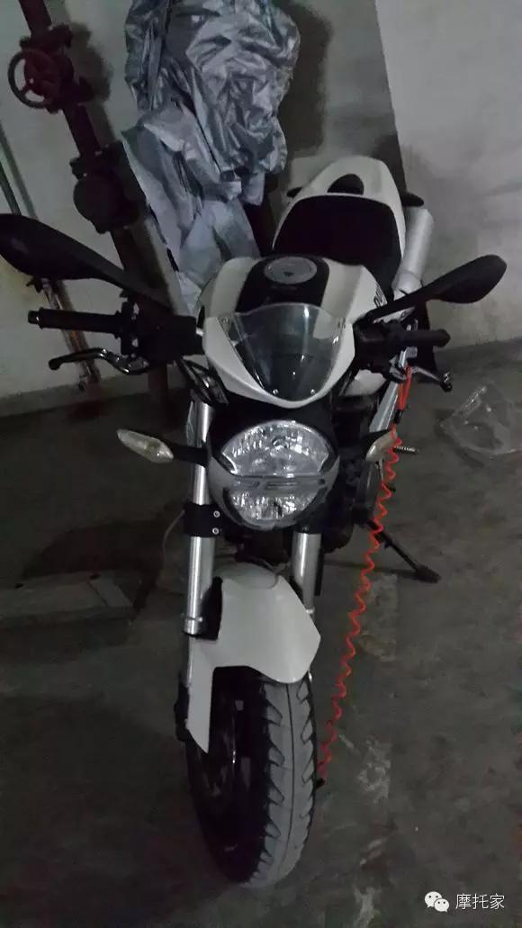 摩托家／聊聊我曾經(jīng)的最愛，08款杜卡迪ducati 696
