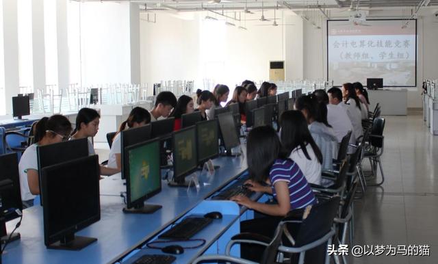 大專生報考這10個“專科專業(yè)”靠譜，實用性很高，畢業(yè)很好找工作