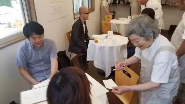 如何讓消費者記住你？這幾個大開腦洞的創(chuàng)意營銷案例！