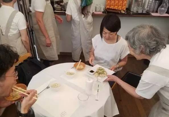 如何讓消費者記住你？這幾個大開腦洞的創(chuàng)意營銷案例！